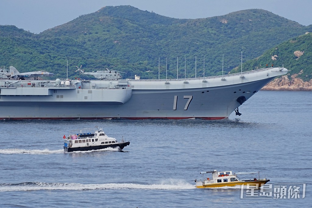 山東艦 - 山東艦航母編隊訪港。汪旭峰攝 山東艦 - 山東艦航母編隊訪港。汪旭峰攝