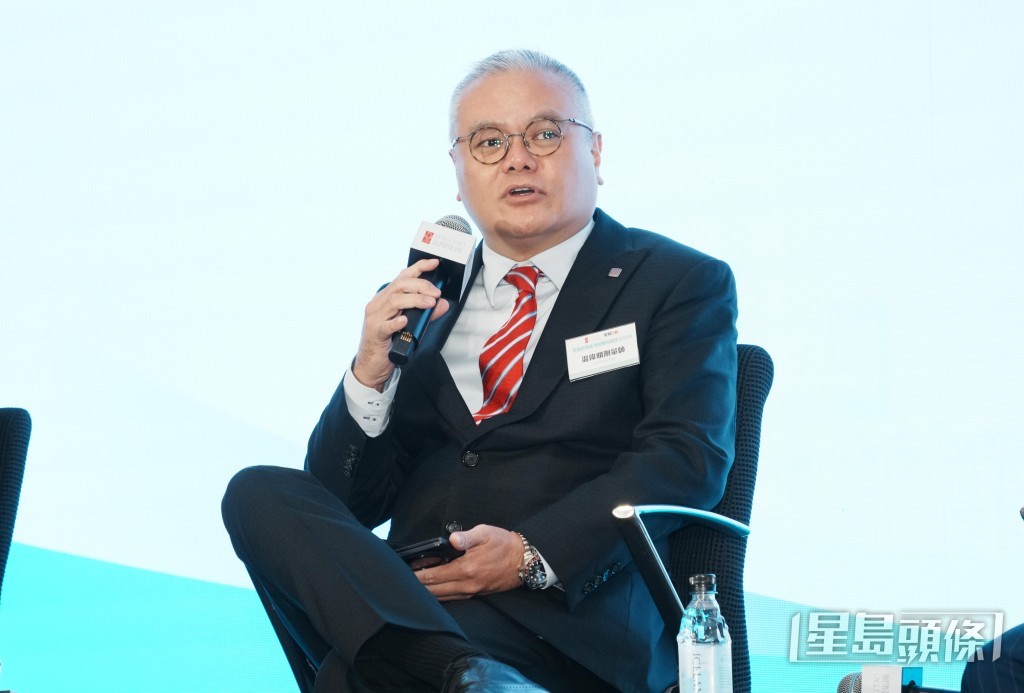 香港測量師學會會長温偉明測量師指出,本港低息時代已經過去,息口維持在3.25厘水平,即使美國加息,本港銀行亦未必跟隨。 香港測量師學會會長温偉明測量師指出,本港低息時代已經過去,息口維持在3.25厘水平,即使美國加息,本港銀行亦未必跟隨。