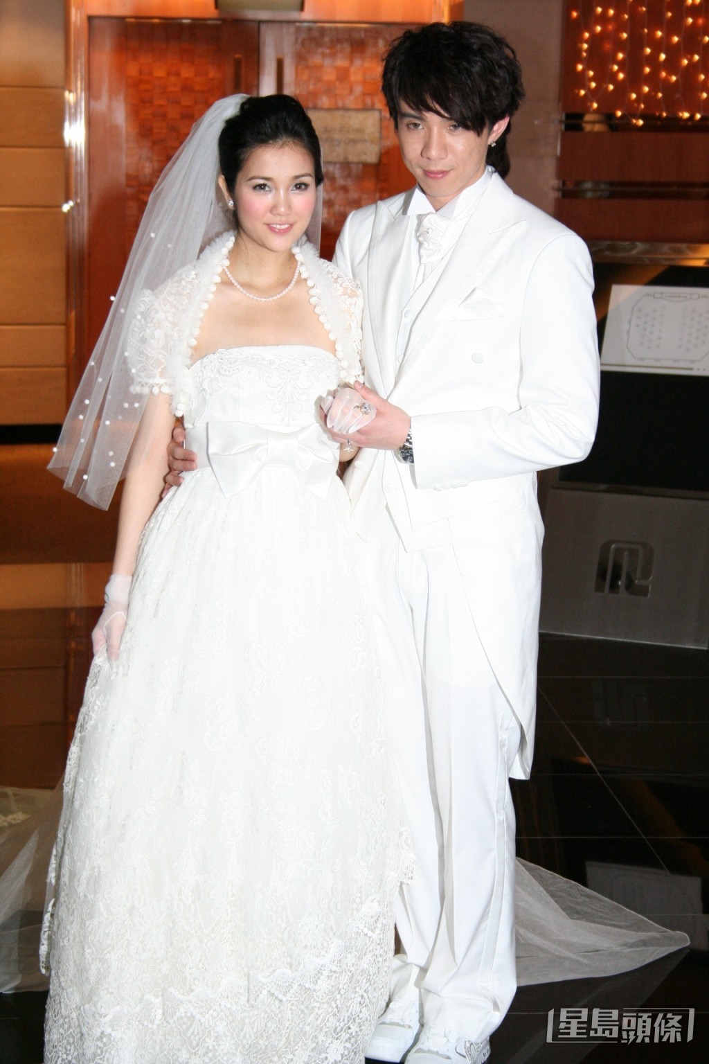2007年谢安琪与张继聪结婚，两人育有一子一女。