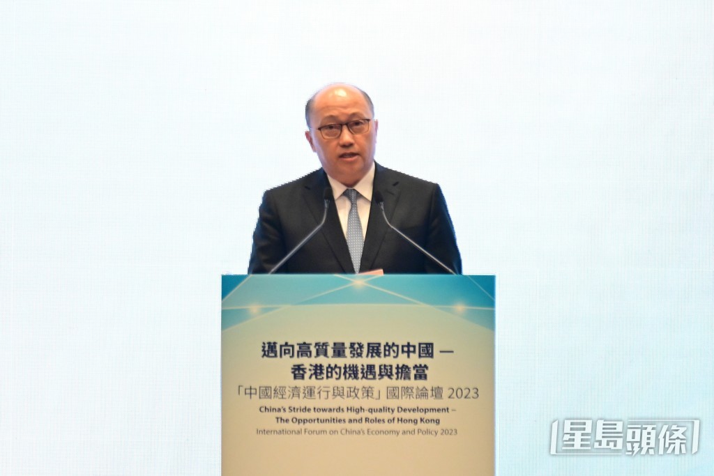 中联办主任郑雁雄。陈极彰摄