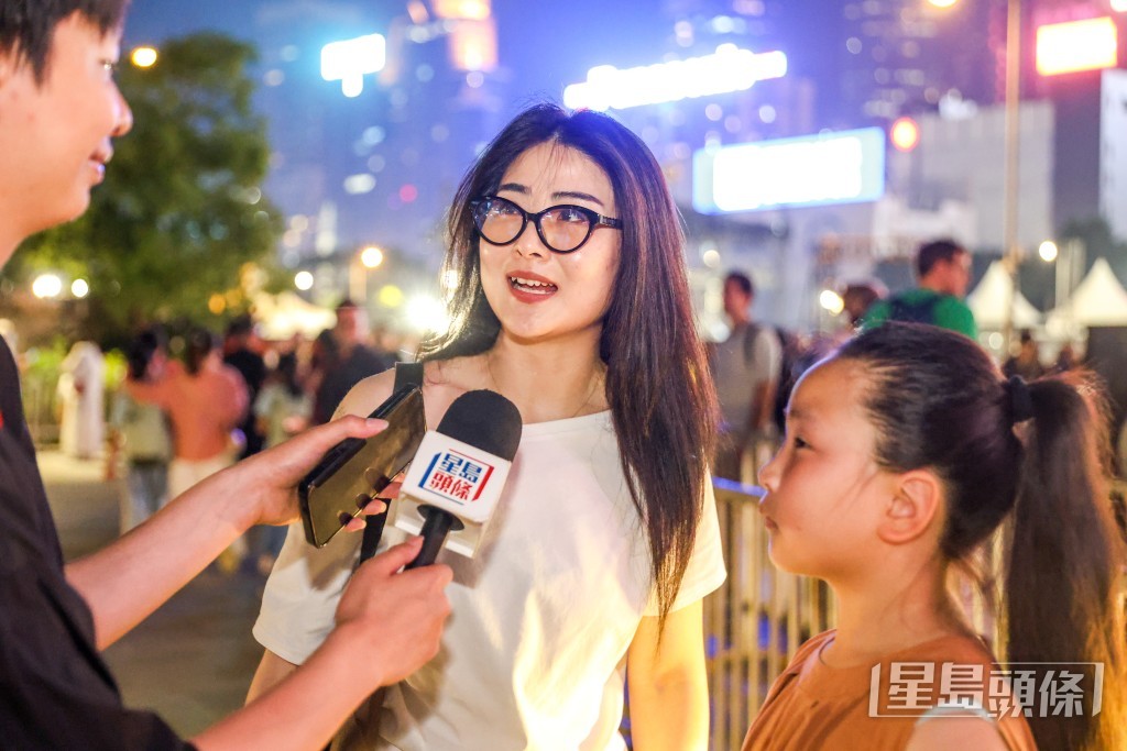內地遊客慈小姐表示,舞麒麟點睛的一幕最令她印象深刻。 內地遊客慈小姐表示,舞麒麟點睛的一幕最令她印象深刻。