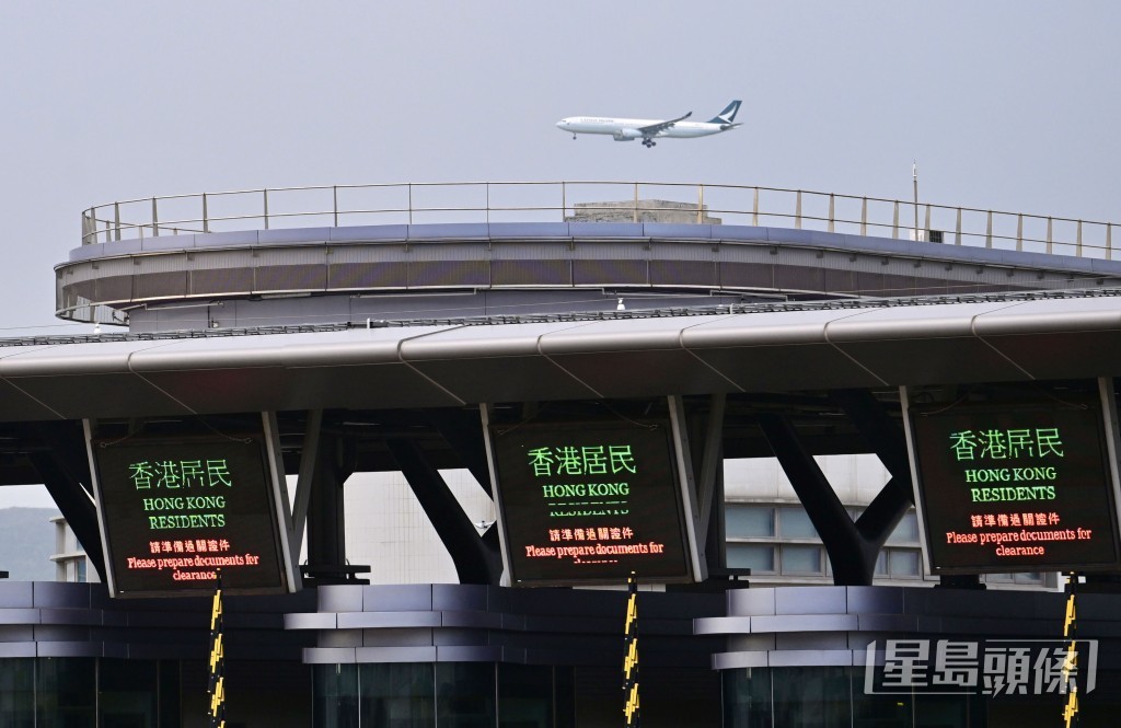 兩條連接路均連接香港口岸，並在港珠澳大橋工程計劃下填海興建。資料圖片