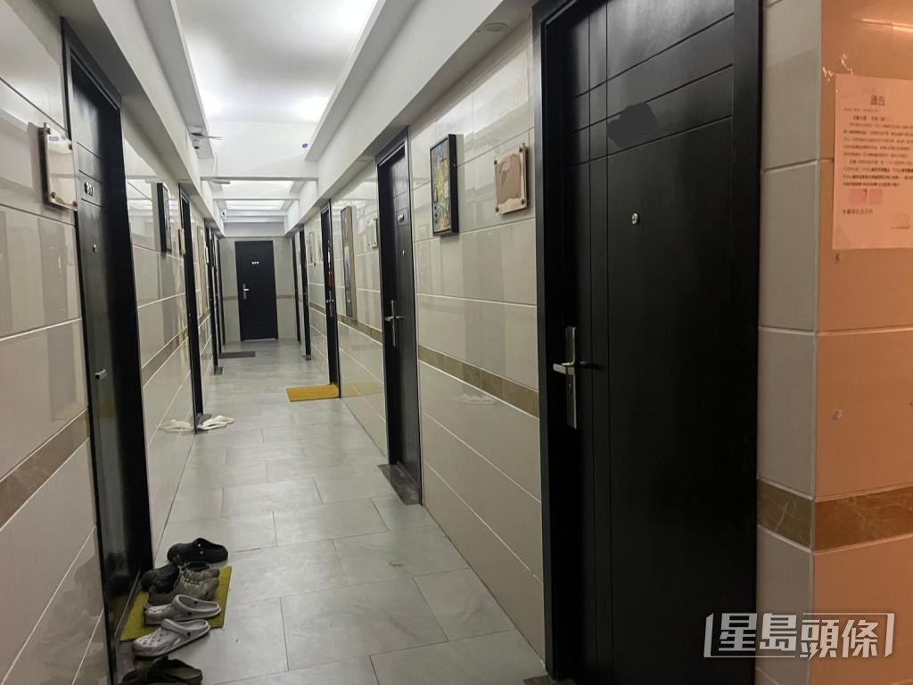 葵涌出現不少工廈劏房。  受訪者提供