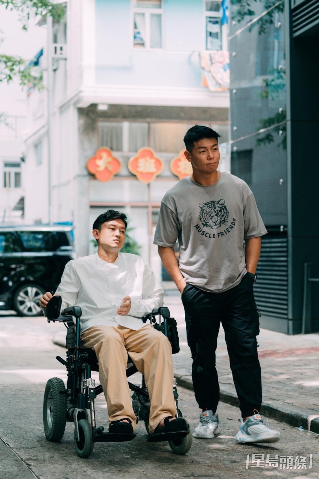 凌文龍拍過唔少電影。