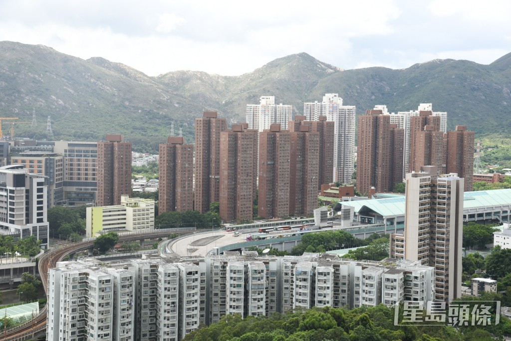 早前有傳媒報道屯門居屋兆康苑有單位一劏五出租多年。