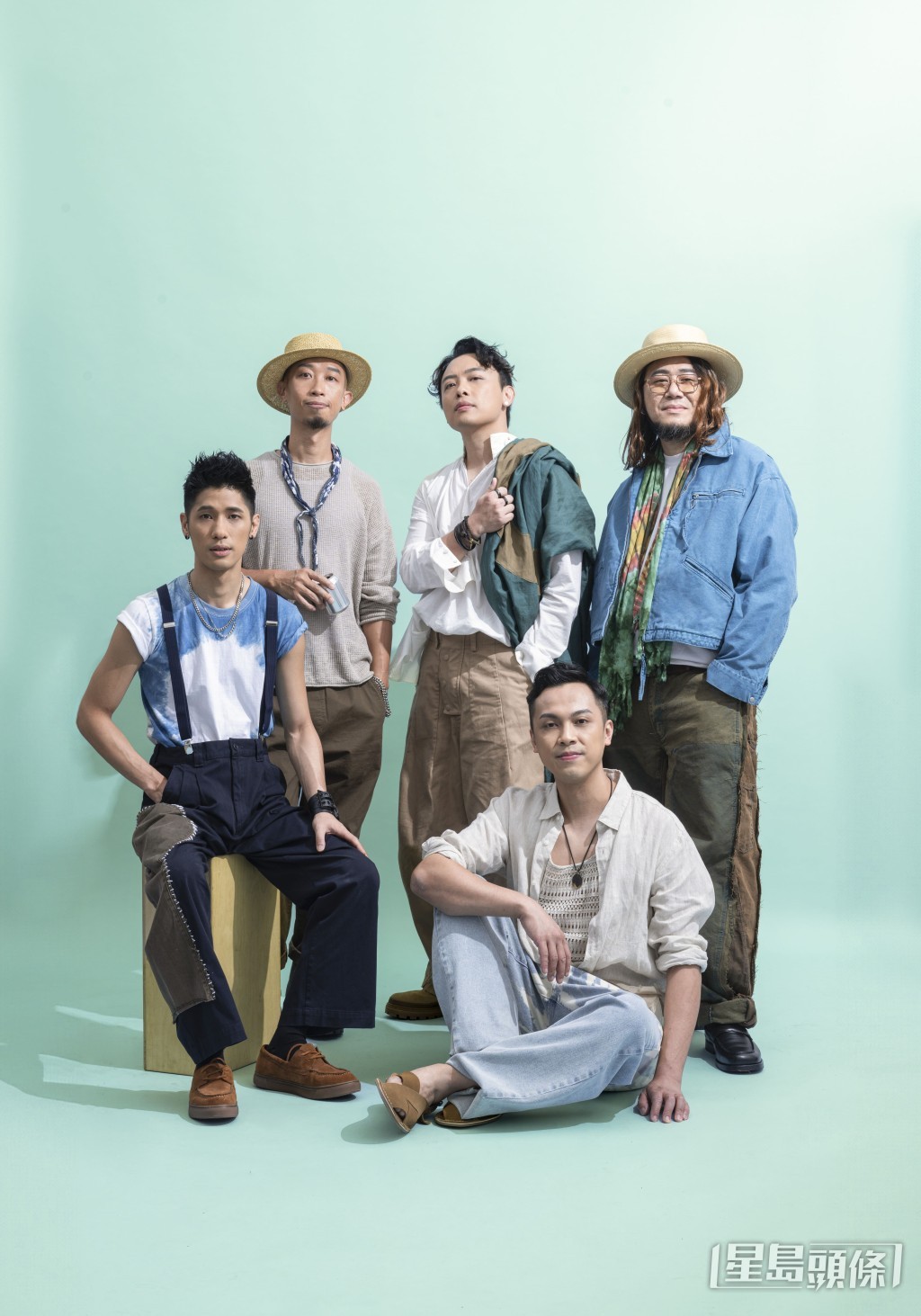 新世代樂團Nowhere Boys將於賽事之間,在公眾席投注大堂「好賞食」樓下接力獻唱。 新世代樂團Nowhere Boys將於賽事之間,在公眾席投注大堂「好賞食」樓下接力獻唱。
