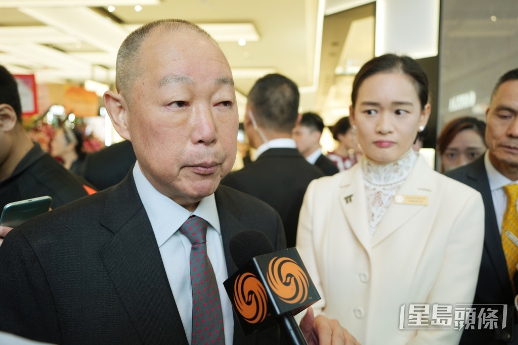 劉鑾鴻和劉今蟾。