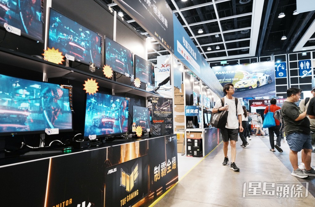 「香港電腦通訊節2026」有各種電子產品可以選購。 「香港電腦通訊節2026」有各種電子產品可以選購。