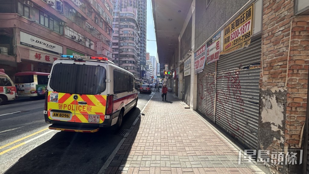 警員到場調查。蔡楚輝攝