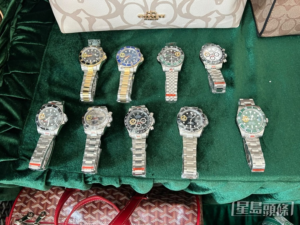 海關檢獲一批冒牌手錶。 海關檢獲一批冒牌手錶。