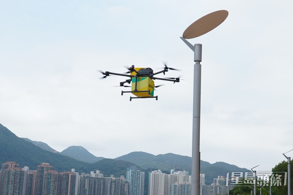 新航線由香港科學園起飛,降落在馬鞍山海濱長廊,初期接入香港麥當勞、必勝客兩家本地商戶。 新航線由香港科學園起飛,降落在馬鞍山海濱長廊,初期接入香港麥當勞、必勝客兩家本地商戶。