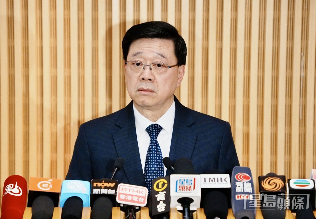 行政長官李家超今日(12日)公布,委任法官陸啟康擔任獨立委員會主席,陳健波、歐陽伯權為委員。汪旭峰攝 行政長官李家超今日(12日)公布,委任法官陸啟康擔任獨立委員會主席,陳健波、歐陽伯權為委員。汪旭峰攝