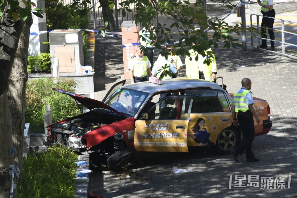 5月13日振華道與彩霞道交界,一名70歲的士司機剷上行人路,導致兩死。資料圖片 5月13日振華道與彩霞道交界,一名70歲的士司機剷上行人路,導致兩死。資料圖片