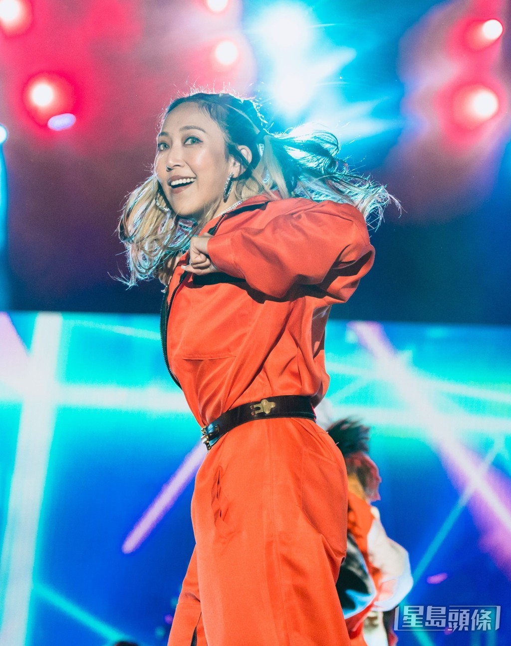 鍾舒漫又得又跳得。