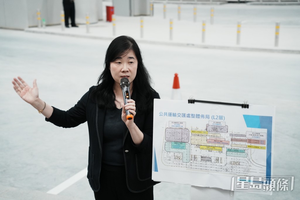 運輸署助理署長謝善怡。 運輸署助理署長謝善怡。