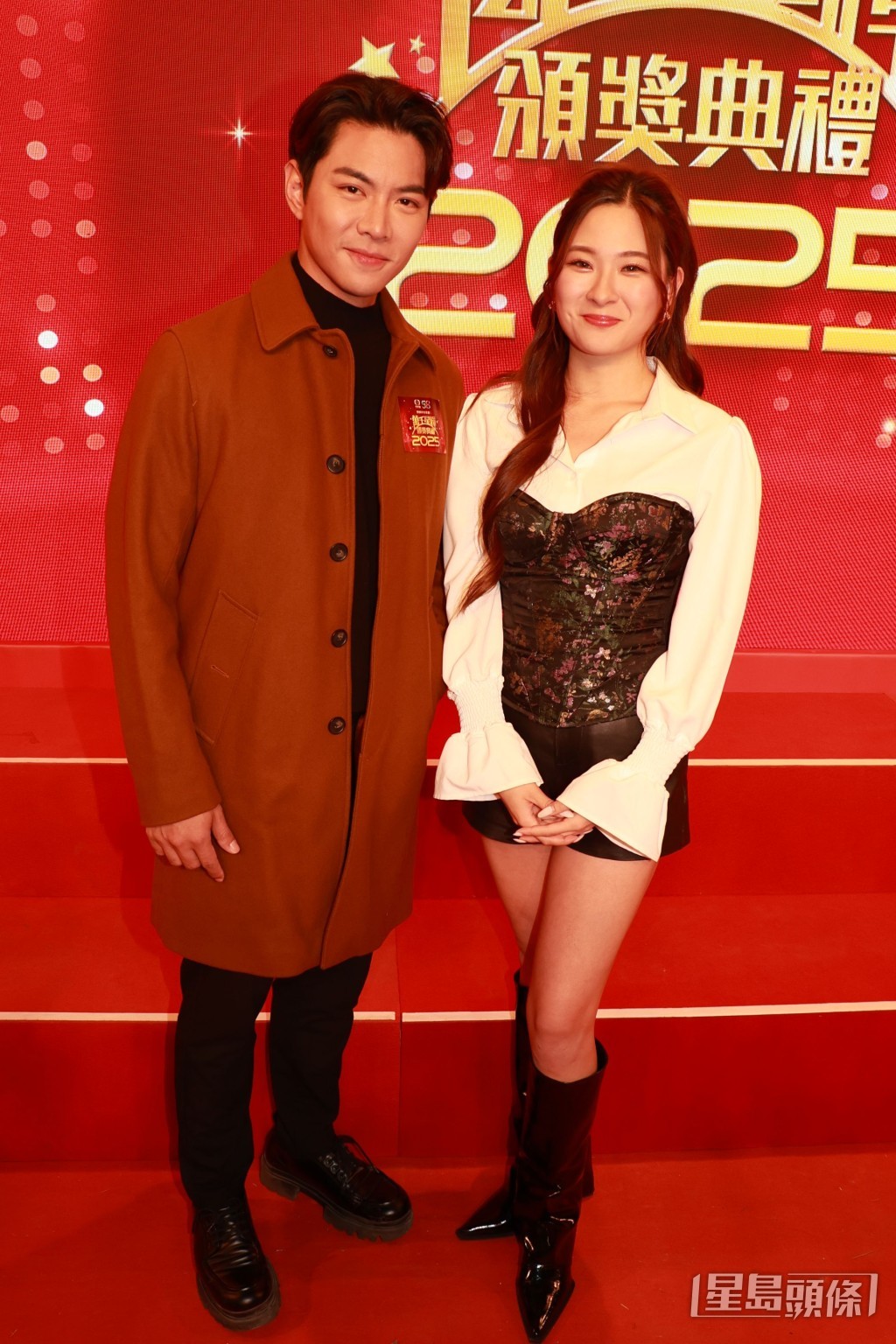 羅天宇和陳懿德早已是半公開的一對。 羅天宇和陳懿德早已是半公開的一對。