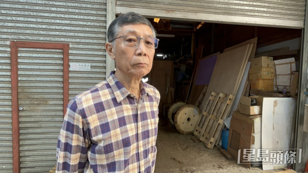 其中一間被波及的船廠東主陳先生坦言船廠從來未試過燒得咁嚴重。楊偉亨攝