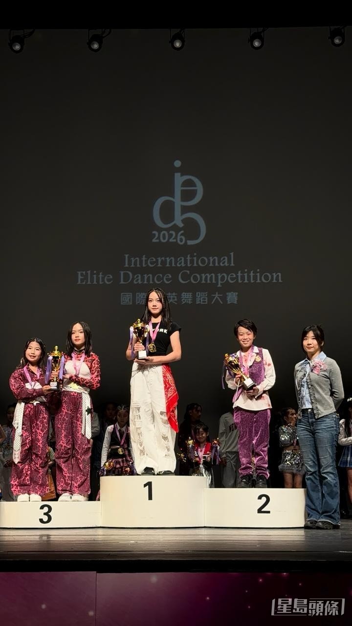 《IEDC国际精英舞蹈大赛》中,YS韩国偶像学院(YS K-IDOL ACADEMY )派出多位精英学生出战。 《IEDC国际精英舞蹈大赛》中,YS韩国偶像学院(YS K-IDOL ACADEMY )派出多位精英学生出战。