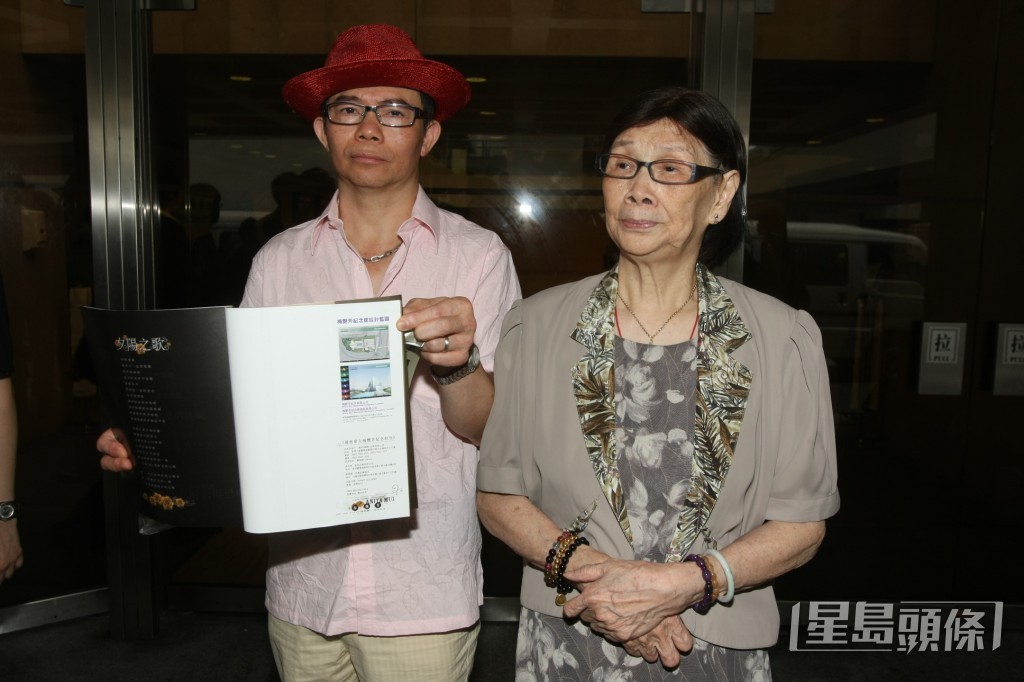 梅啟明對媽媽離世一事表現錯愕。