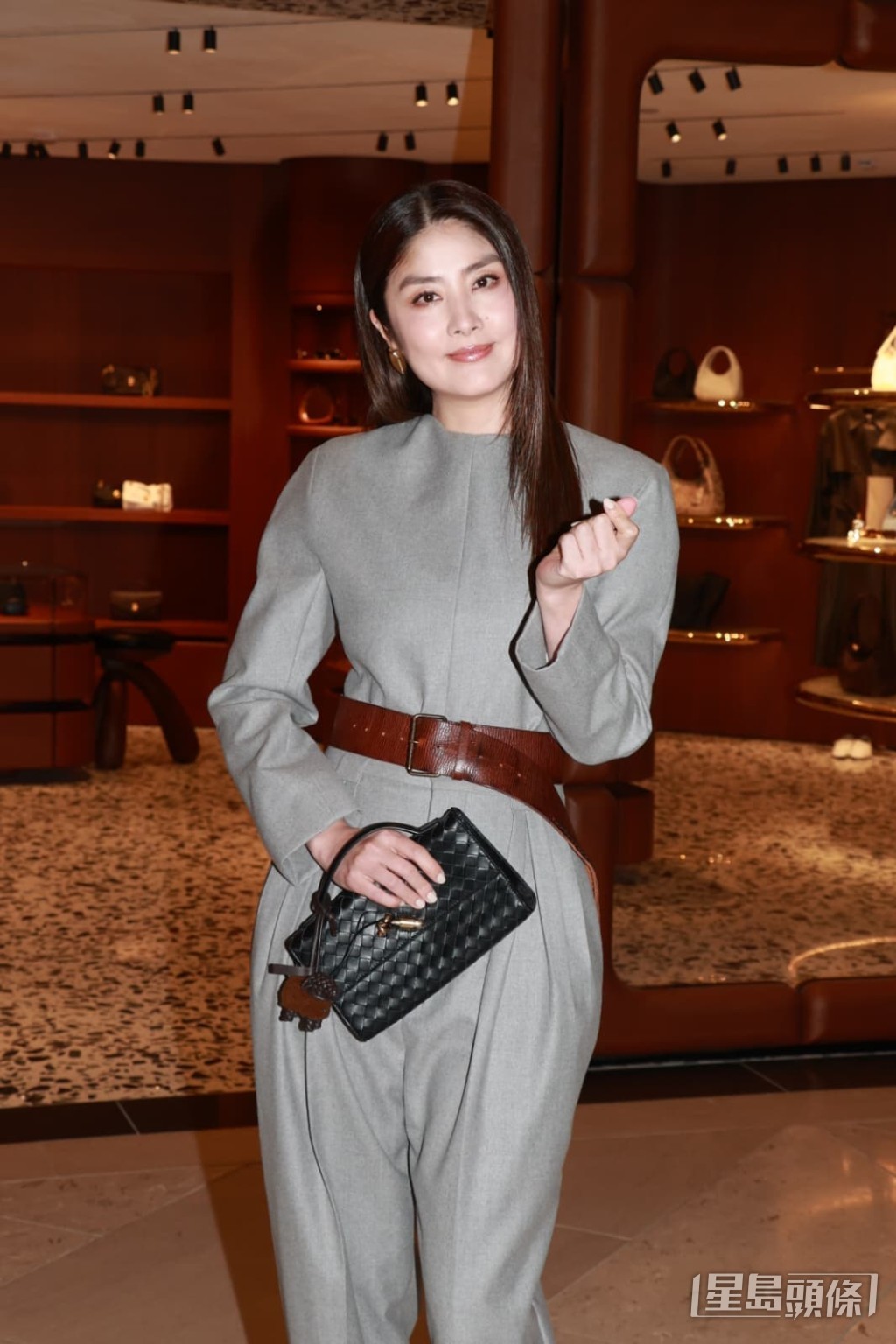 陳慧琳人美心善。