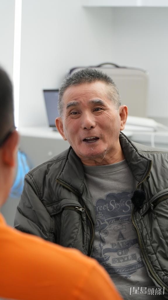 團隊的種牙近年技術不斷優化,無痛兼治療時間短,深受長者歡迎。 團隊的種牙近年技術不斷優化,無痛兼治療時間短,深受長者歡迎。