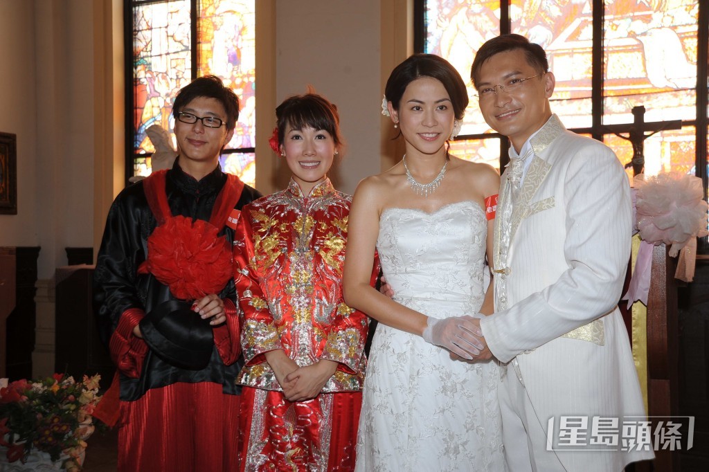 李施嬅2005年时,邓健泓合作剧集《老婆大人》而戏假情真。 李施嬅2005年时,邓健泓合作剧集《老婆大人》而戏假情真。