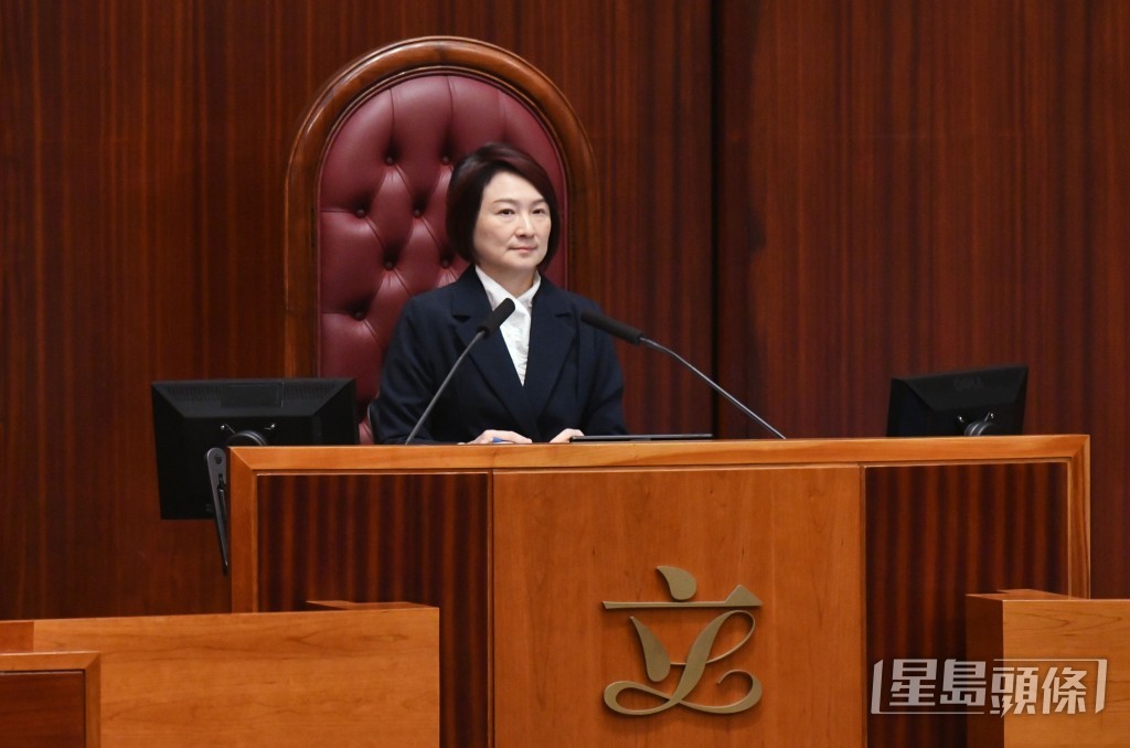 這次行程亦是李慧琼出掌立法會後首次帶隊出訪。 這次行程亦是李慧琼出掌立法會後首次帶隊出訪。