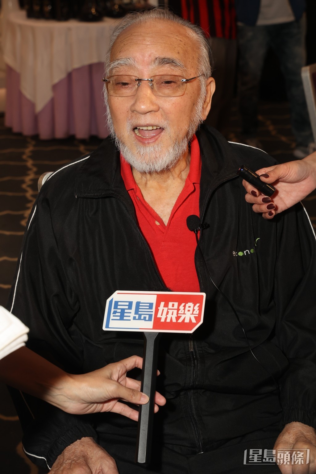 不過現時盧海鵬仍每朝早上6時自己去跑步,身體也變好。 不過現時盧海鵬仍每朝早上6時自己去跑步,身體也變好。