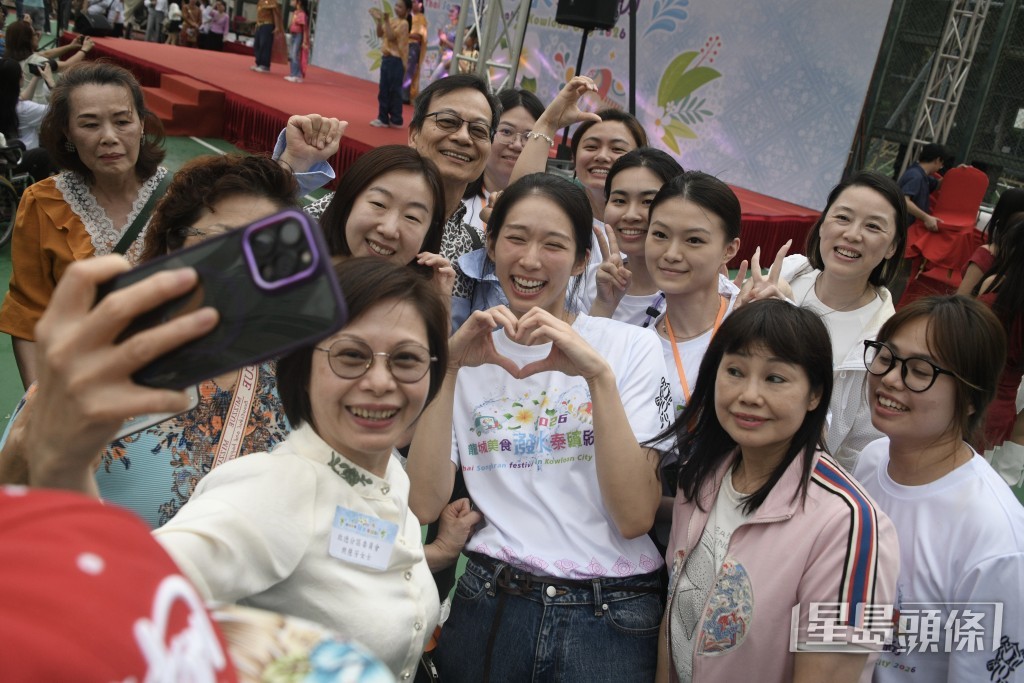旅遊界立法會議員江旻憓亦有到場支持。 旅遊界立法會議員江旻憓亦有到場支持。