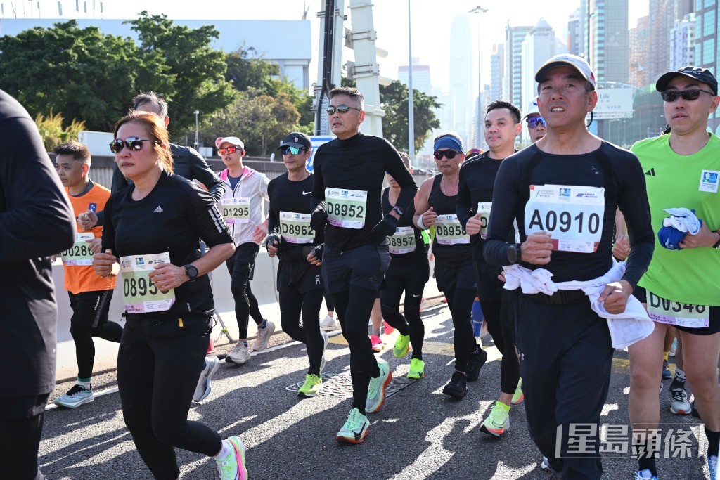 根據大會提供的十公里參賽者名單，一名名為「CHOW Yun Fat」的選手已報名參賽。資料圖片