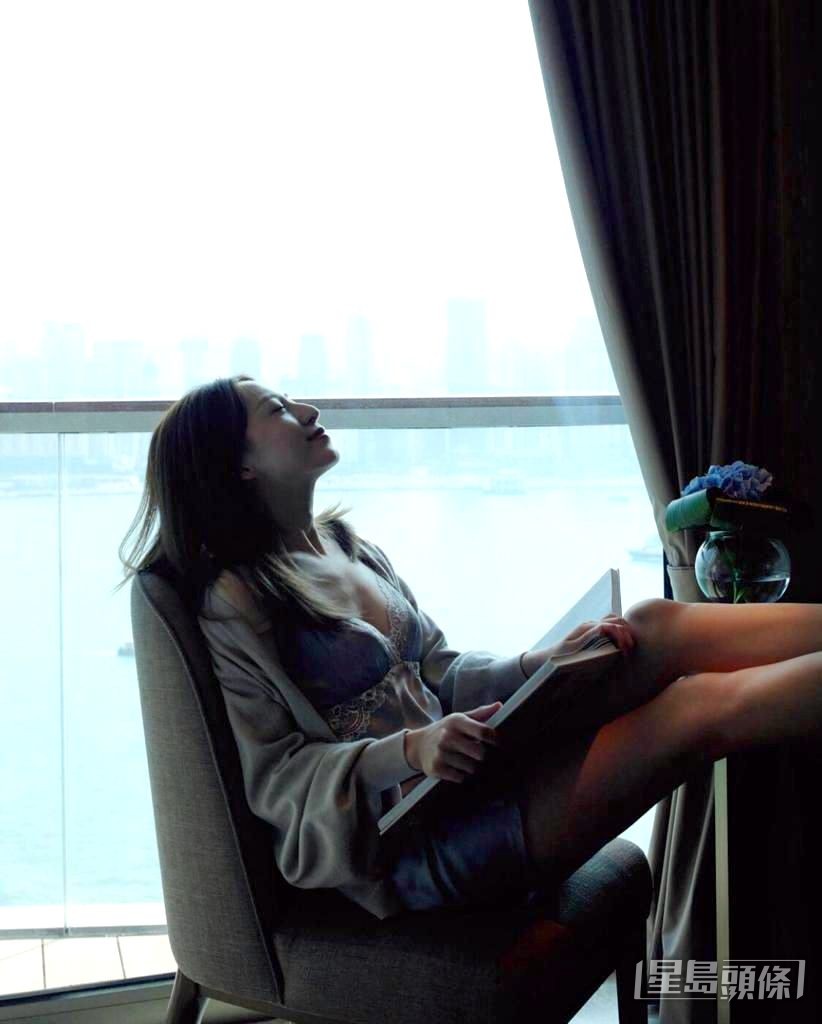 龔嘉欣有吸金條件。