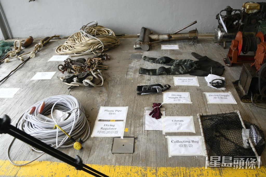 當局展示涉案捕魚工具。 當局展示涉案捕魚工具。