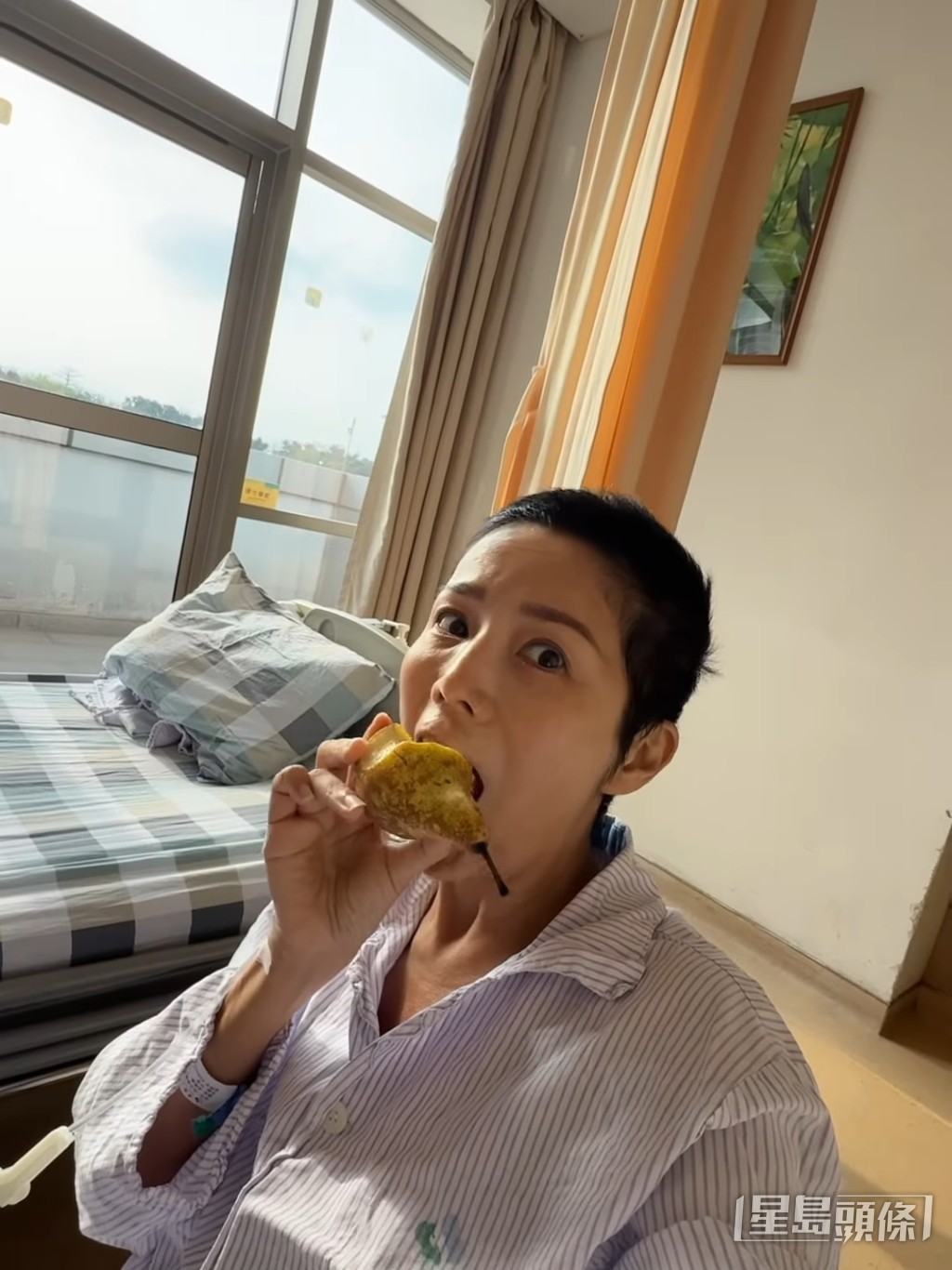在醫院內日日嗌外賣。