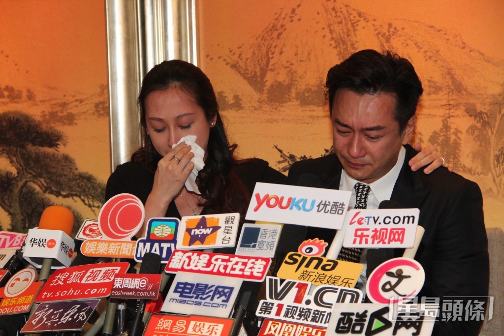 陳浩民2011年由懷孕中的新婚妻子蔣麗莎陪同下，開記者會三度鞠躬道歉。
