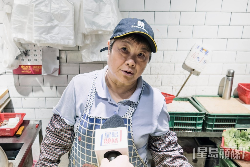 菜檔檔主潘小姐。 菜檔檔主潘小姐。
