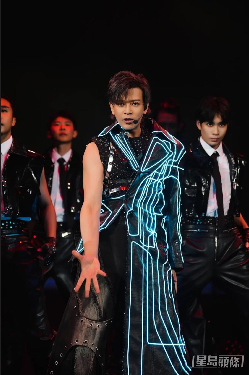 陳曉東日前在紅館舉行《陳曉東 Neon Reflections 30演唱會》。