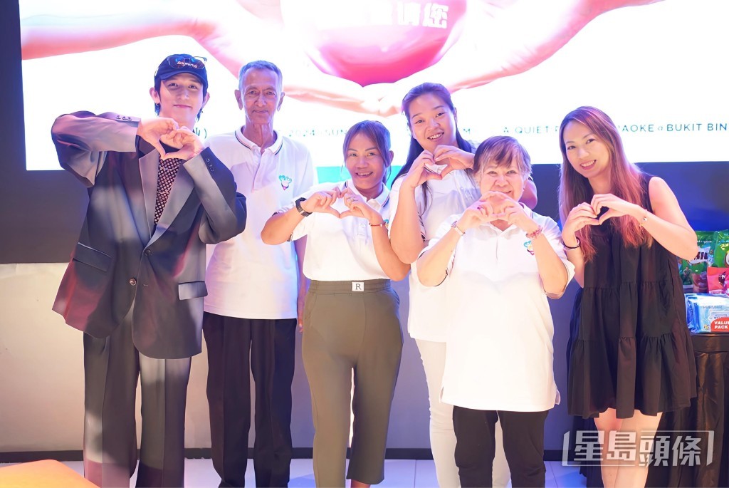 6月底Ash和Kawaii在吉隆坡舉行「Love is All愛無限」啟動禮。 6月底Ash和Kawaii在吉隆坡舉行「Love is All愛無限」啟動禮。
