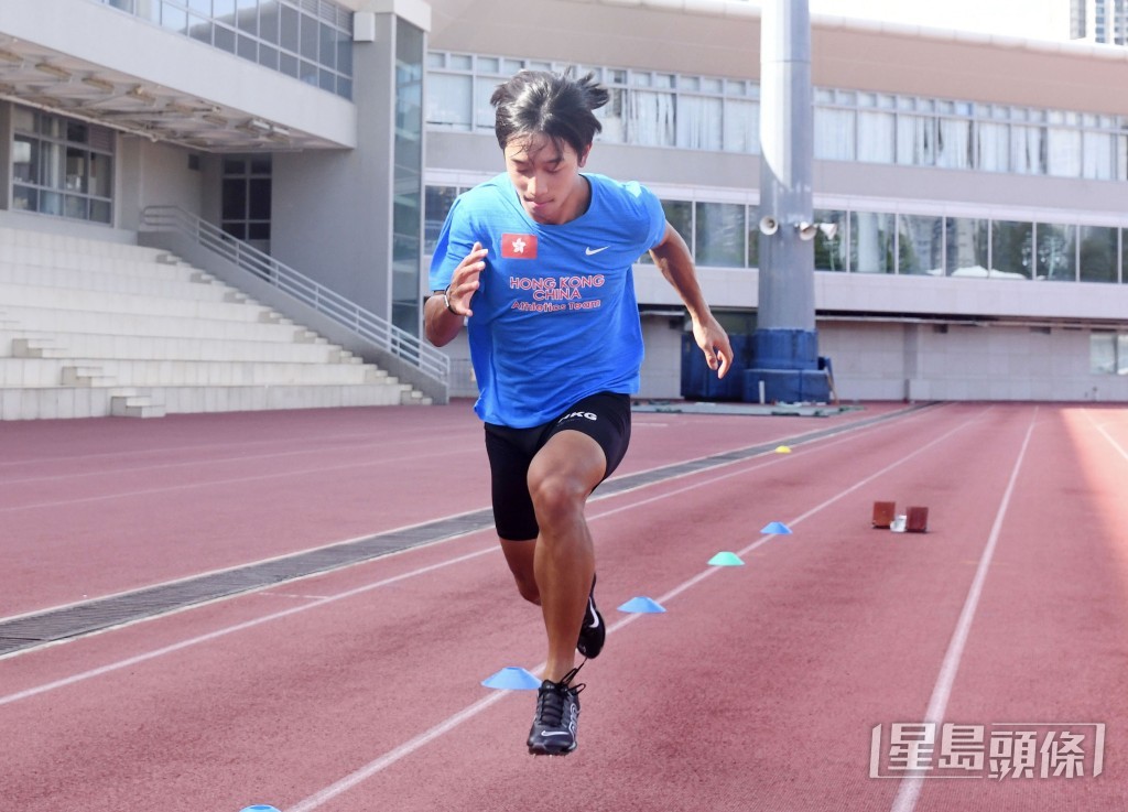 陳一樂於亞青賽勇奪100米銀牌,準決賽跑出10.38秒,刷新個人最佳成績。何君健攝 陳一樂於亞青賽勇奪100米銀牌,準決賽跑出10.38秒,刷新個人最佳成績。何君健攝