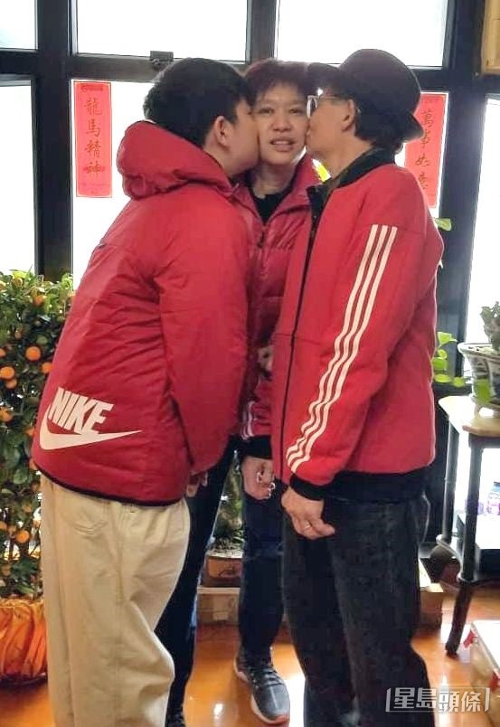 梅啟明跟第2任妻子Joey及兒子Richard。 梅啟明跟第2任妻子Joey及兒子Richard。