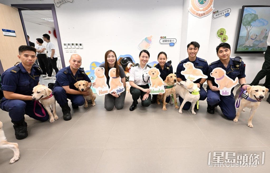 得獎市民與自己命名搜查犬近距離接觸、影相及互動。海關FB 得獎市民與自己命名搜查犬近距離接觸、影相及互動。海關FB