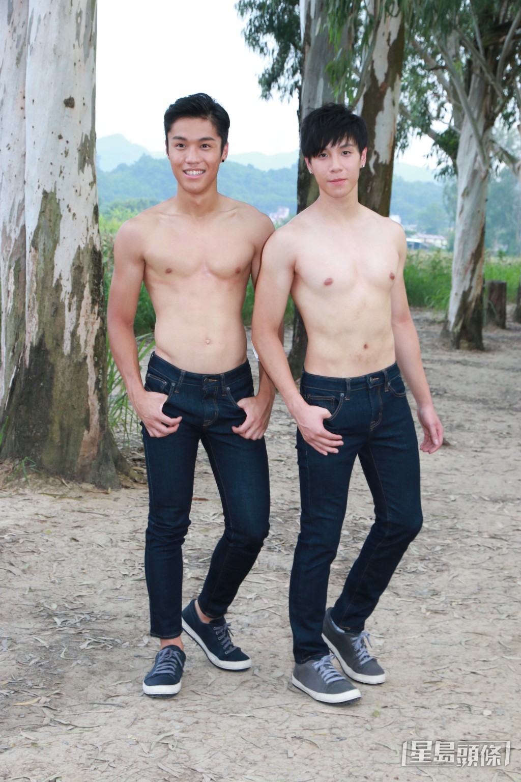 丁子朗（左）以19歲之齡參選港男奪亞軍外，同時獲得「最上鏡先生」及「現場最受歡迎香港先生」。