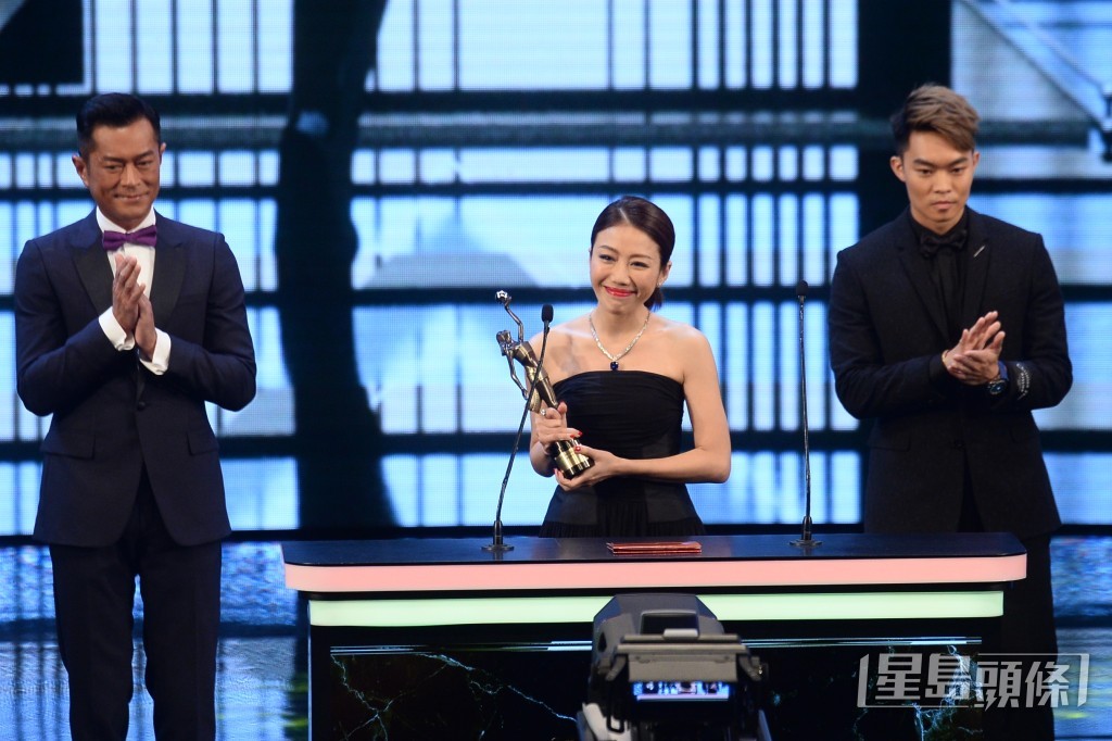 《29+1》在2020年金像獎獲得七項提名，最後彭秀慧憑電影獲得「新晉導演」。