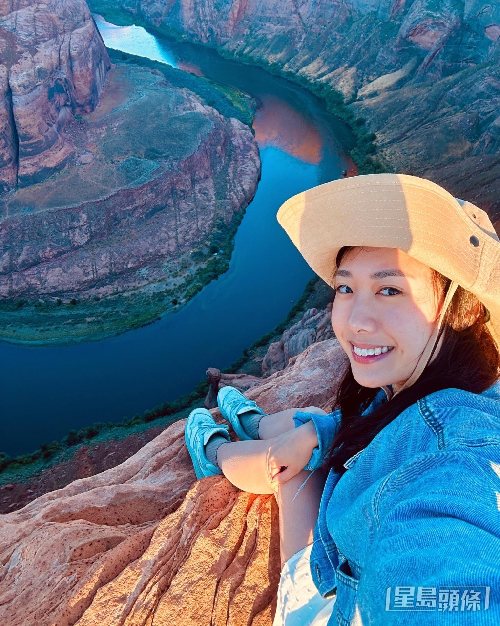 許倚榕曾到美國大峽谷旅行。
