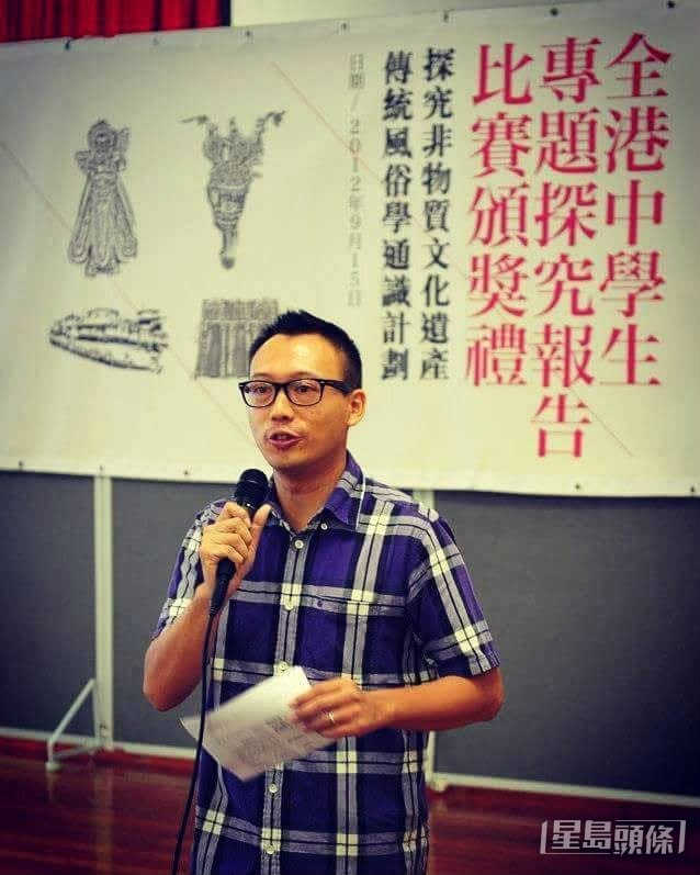 近年黃競聰獲邀到中學及小學,進行口述歷史的培訓。 近年黃競聰獲邀到中學及小學,進行口述歷史的培訓。