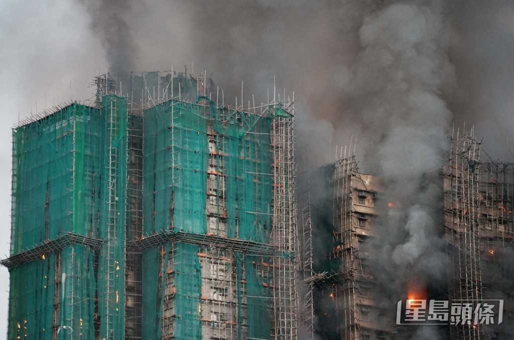 本屆立法會選舉在大埔宏福苑陰霾下如期舉行。 本屆立法會選舉在大埔宏福苑陰霾下如期舉行。