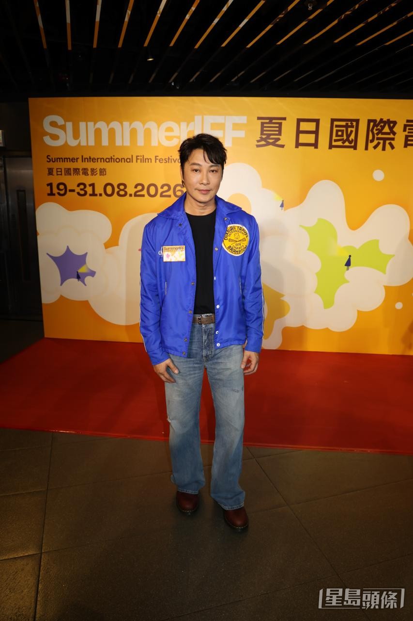 譚耀文昨晚出席電影《紙盒藏迷》首映。