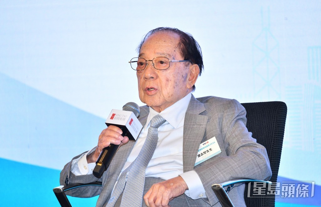 梁志堅提到,目前地產業界最大開支主要為利息,特別在北都方面動輒數百萬起跳。因此認為縮短開發時間能有助節省利息成本,對發展商及買家均有益處。 梁志堅提到,目前地產業界最大開支主要為利息,特別在北都方面動輒數百萬起跳。因此認為縮短開發時間能有助節省利息成本,對發展商及買家均有益處。
