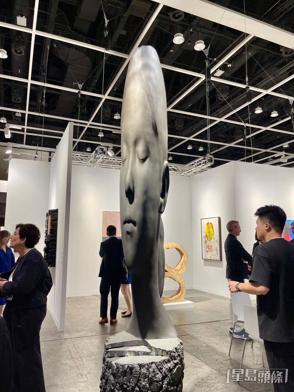 Art Basel香港2025｜3.28灣仔開鑼！6大主題區+大型藝術裝置逾240+藝廊參與（附門票/開放日期時間）