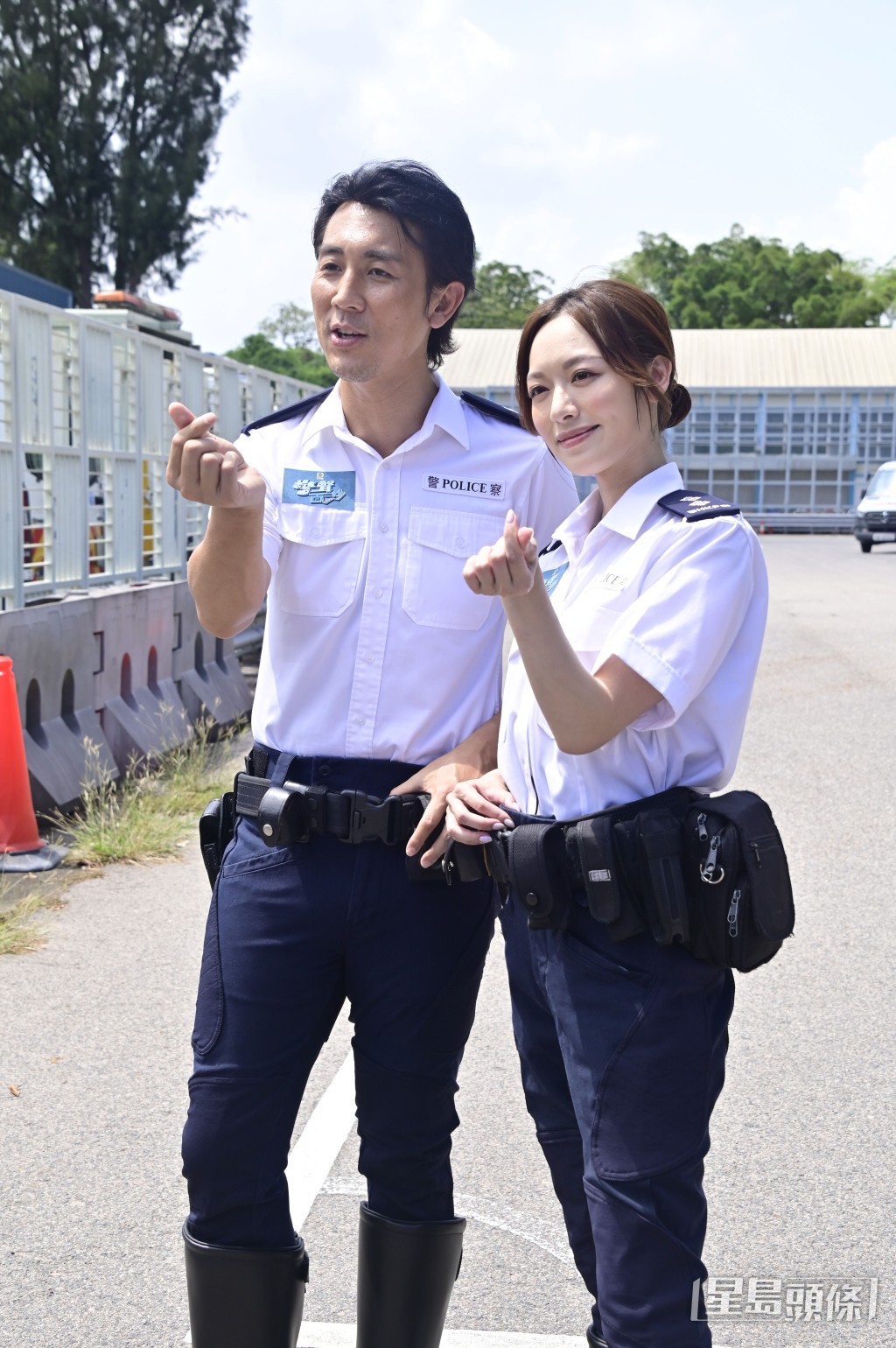 馮盈盈與譚俊彥又為節目《警聲百二秒》錄影。 ​  ​