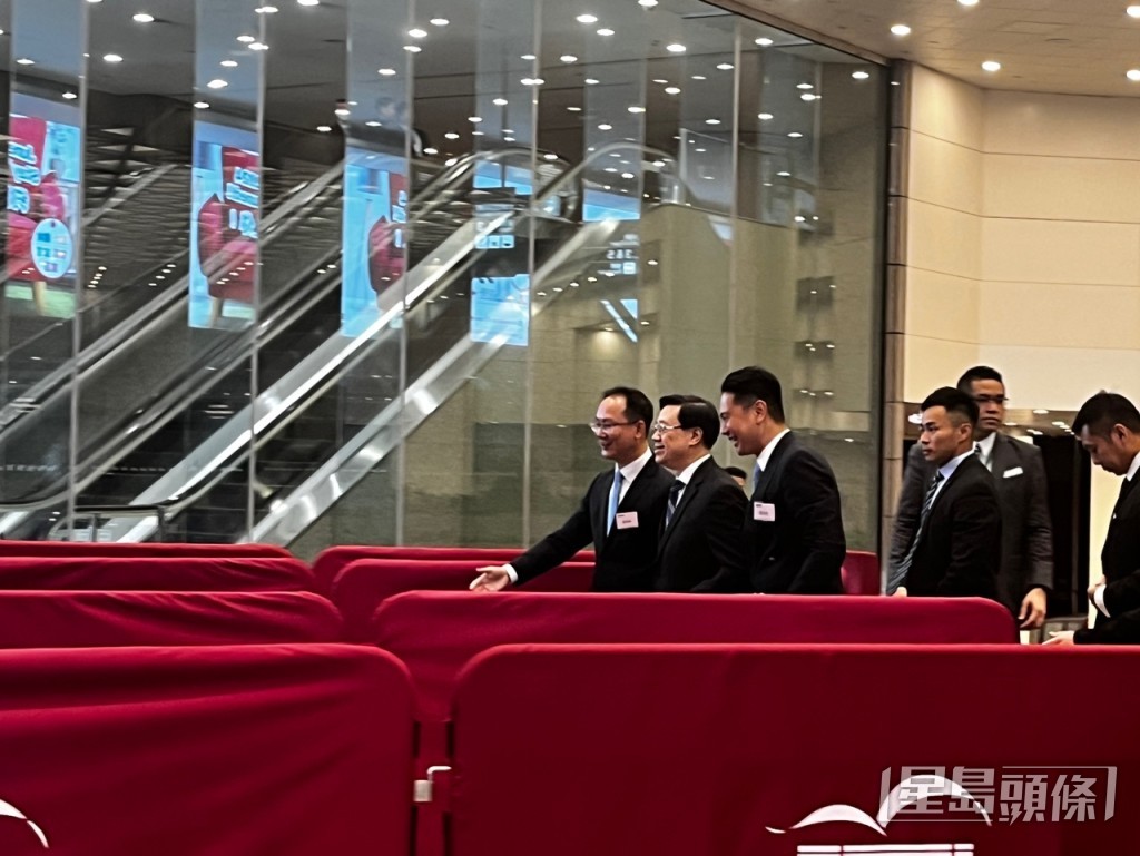 特首李家超到场。李健威摄